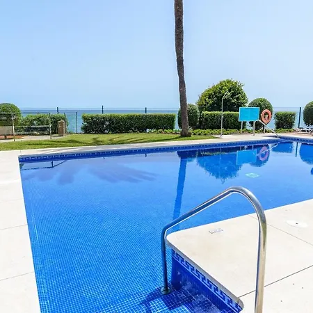 Seafront Penthouse, Casares Apartment